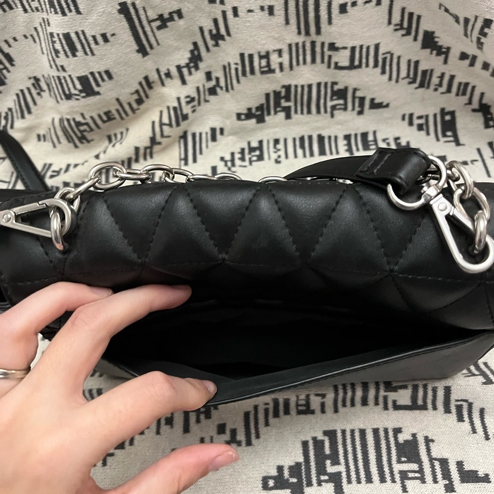 Nine West Black Quilted Crossbody Bag - Picture 3 of 9
